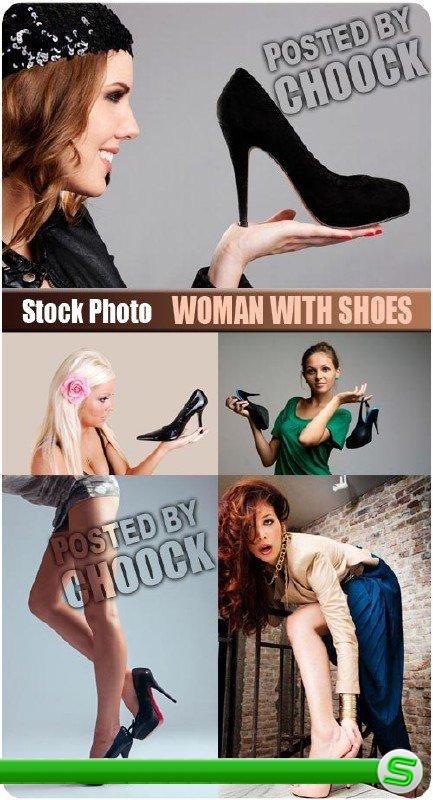 Женщина с туфлями - растровый клипарт
