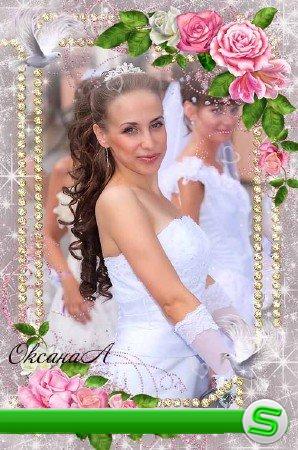 Свадебная рамка для фото - Два голубка и розовые розы любви