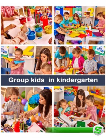 Группа детей занимающихся творчеством  в детском саду 